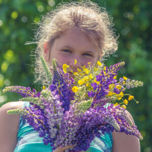 SC-Respite-Girl-Flowers-W